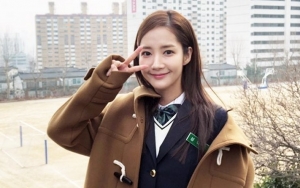 'Her Private Life' Rilis Foto Park Min Young, Netter Senggol Peran di 'Why, Secretary Kim?'