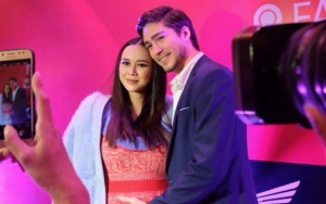 Insert Fashion Awards 2019: Aura Kasih dan Suami Menang Fashionable Couple, Cerita Soal Ngidam Ular