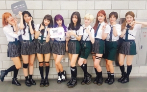 Tak Ikut Comeback, Anggota DIA Sangkal Rumor Jenny Keluar Dari Grup