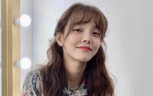 Jimin AOA Pose Seksi Umbar Belahan Dada di Postingan Terbaru