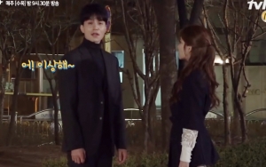 Lee Dong Wook Tak Bisa Berhenti Nangis Saat Syuting Adegan Putuskan Yoo In Na di 'Touch Your Heart'