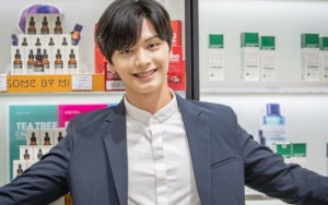 Sungjae BTOB Dibilang Mirip Gong Yoo hingga Seo In Guk Usai Ngiklan di Instagram