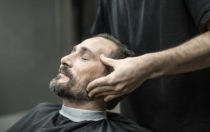 Viral Kisah Pria Pijat Santai di Salon Malah Alami Kondisi Mengerikan Ini 