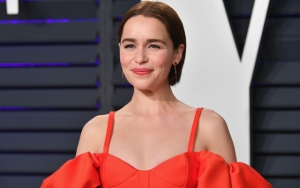 Emilia Clarke Minta Para Pengidap Aneurisma Otak Tak Malu Bagikan Cerita Masing-Masing
