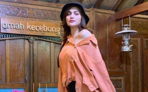 Hilda Vitria Pamer Muka Jelek Hingga Senyum Imut Bangun Kesiangan, Netter Sumpahi Kena Stroke