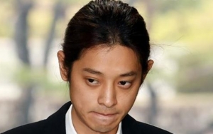 Jung Joon Young Ternyata Munafik dan Sok Alim di Depan Teman-Teman Cewek?