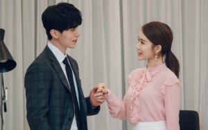 Lee Dong Wook Favoritkan Adegan Nangis Usai Putuskan Yoo In Na di 'Touch Your Heart'