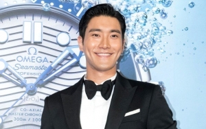 Siwon SuJu Super Ganteng Saat Makan Malam di Istana Kepresidenan, Fans: Suami Idaman