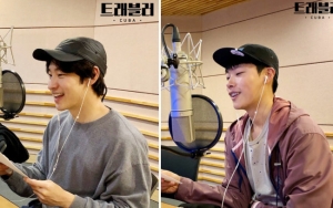 Lee Je Hoon - Ryu Jun Yeol Pamer Dada dan Cuma Pakai Kolor, Fans Makin Tak Sabar Nonton 'Traveler'