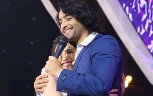 Shaheer Sheikh Gendong Bilqis dan Cium Tangan Ortu Ayu Ting Ting, Fans: Calon Papa Baru