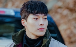 Jang Ki Yong Ingatkan Penggemar Nonton 'Kill It' Lewat Foto Seksi Ini