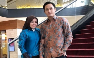 Muzdalifah Pamer Potret Keluarga Bahagia Bareng Calon Suami Brondong, Netter Pro-Kontra