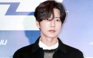 Park Hae Jin Ganteng Maksimal di Foto Perdana 'Secret'