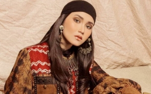  Berangkat Umrah, Ayu Ting Ting Akui Selipkan Doa Minta Jodoh Terbaik