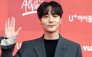 Ikut Terlibat Grup Chat Jung Joon Young, Roy Kim Sudah Hidung Belang Sejak SMP?
