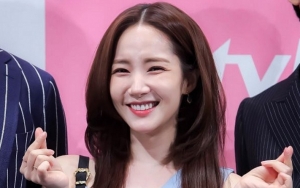 Gaya Rambut Park Min Young di Jumpa Pers Drama Dikritik Habis-Habisan
