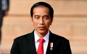 Polisi Tangkap Pria Berkaus #2019GantiPresiden dan Penuh Akik Usai Video Hina Jokowi Viral