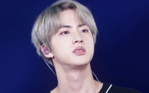 Jin BTS Tak Pernah Tutupi Wajah Pakai Masker di Bandara Diduga Gara-Gara Ini 