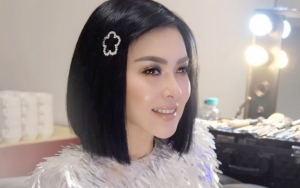 Dibully Jahat Pada Luna Maya, Sifat Mulia Syahrini Terkuak Saat Beri Fans 1 Juta untuk Beli Sandal