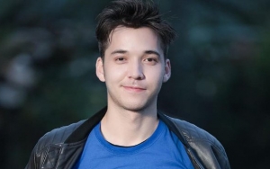 Totalitas Stefan William Perankan Muslim di 'Anak Langit' Dipuji, Wajah Ganteng Tuai Decak Kagum