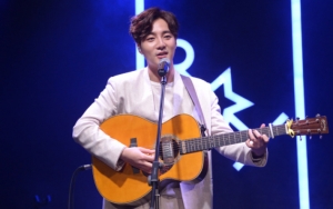 Roy Kim Sewa Security untuk Perlindungan Saat Kembali ke Korea, Takut Dijambak?
