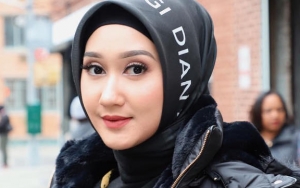 Dian Pelangi Isyaratkan Jatuh Cinta, Netter Asyik Bicarakan Kehidupan Sang Mantan Suami