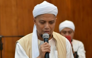 Perjuangan Istri Ketiga Ustaz Arifin Ilham Saat Hamil di Tengah Kondisi Kesehatan Suami Naik Turun