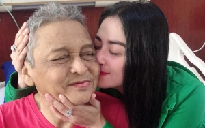 Dewi Persik Rencana Bawa Ayahnya Berobat ke Penang, Enggan Tanggapi Soal Kasus Dengan Rosa Meldianti