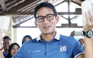 Sandiaga Uno Promosikan Diri ke Milenial DKI: Mau Bebas UN Adik-Adik? Tusuk 02