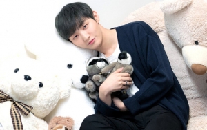  Sukses Dengan 'Aside', Yoon Jisung Kembali Sapa Penggemar Dengan Album Spesial 'Dear Diary'