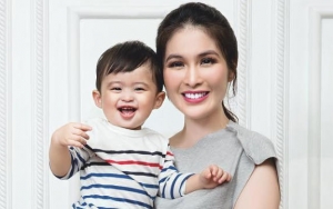 Baru 15 Bulan, Putra Sandra Dewi Asyik Sekolah dan Jago Hadapi Singa