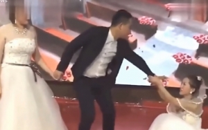 Cewek Ini Viral Usai Datangi Pernikahan Mantan Pacar Tanpa Diundang dan Bikin Heboh Mohon Balikan