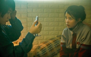 Netflix Indonesia Promosi Film Baru IU 'Persona' Lewat Meme Gombal Ini