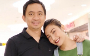  Hamil Anak Ketiga, Ayu Dewi Akui Suami Jadi Lebih Mesra Berasa Pengantin Baru