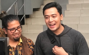 Kriss Hatta Dianggap Seperti Keluarga Sendiri, Pengacara Beberkan Banyak Fans Jenguk Sang Klien