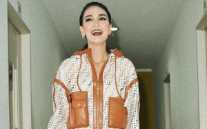  Foto ABG Luna Maya Jadi Ibu Peri Curi Perhatian Hingga Bikin Netter Bengong