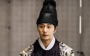 Jung Il Woo Akrab dengan Aktor Senior Ini di Lokasi Syuting 'Haechi'