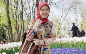 Ayu Ting Ting Cerita Pengalaman Diminta Turun dari Pesawat Hingga 'Ditahan' di Turki