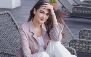  Usai Joget Cantik Di Coachella, Luna Maya Kucel Kepergok Ngemper di Jalanan Banjir Komentar