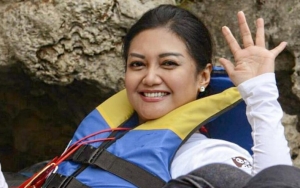 Sempat Dikabarkan Tak Akur, Bella Saphira dan Putra Tiri Tampil Kompak Saat Pemilu 2019