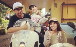 Nagita Imut Tenteng Tas 'Kucel' Super Mahal Saat Pemilu, Raffi cs Dicibir Naik Vespa Tak Pakai Helm