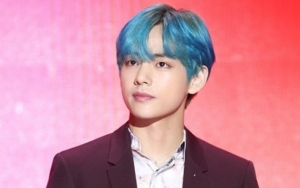 V BTS Tak Sengaja Umbar Perut Bikin Fans Histeris