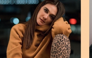 Tas Mungil Luna Maya Saat Hadiri Festival Musik Coachella Ini Punya Harga Fantastis
