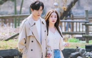 Kim Jae Wook Beri Perhatian Manis Pada Park Min Young di Lokasi Syuting 'Her Private Life'
