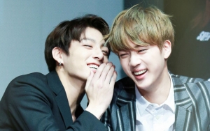 Manisnya Jungkook dan Jin BTS Berikan Ini untuk Fans yang Datang ke Pre-Recording 'Inkigayo'