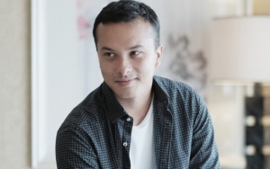Usai Unggah Selfie Langka, Nicholas Saputra Kini Tulis Caption 'Receh' Bikin Fans Bahagia