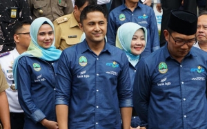  Hengky Kurniawan Tulis 'Surat Cinta' Di Ruang Kerja Wakil Bupati Bandung Barat