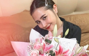  Sering Unggah Foto, Ini Selfie Favorit Prilly Latuconsina Selama Di London