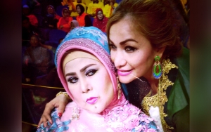 Tuntut Elvy Sukaesih Soal Kasus Wanprestasi, Mega Makcik Nangis Guling-Guling Akui Harta Ludes