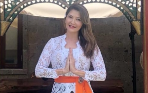 Tamara Bleszynski Ramai Ditanya Soal Keyakinan Saat Terlihat di Gereja Usai Berhijab